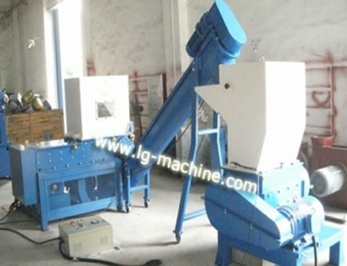 Plastic crusher